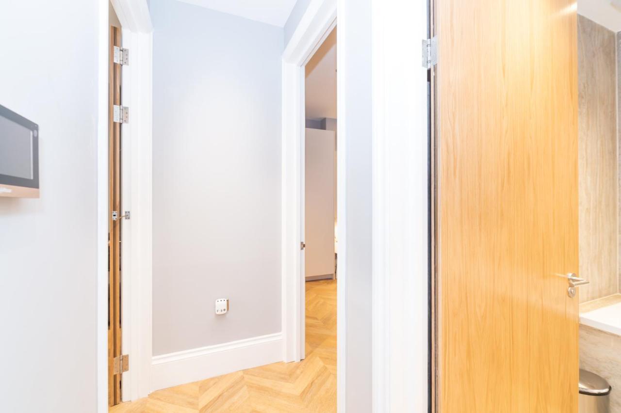Stunning Hyde Park Apartments Лондон Екстериор снимка