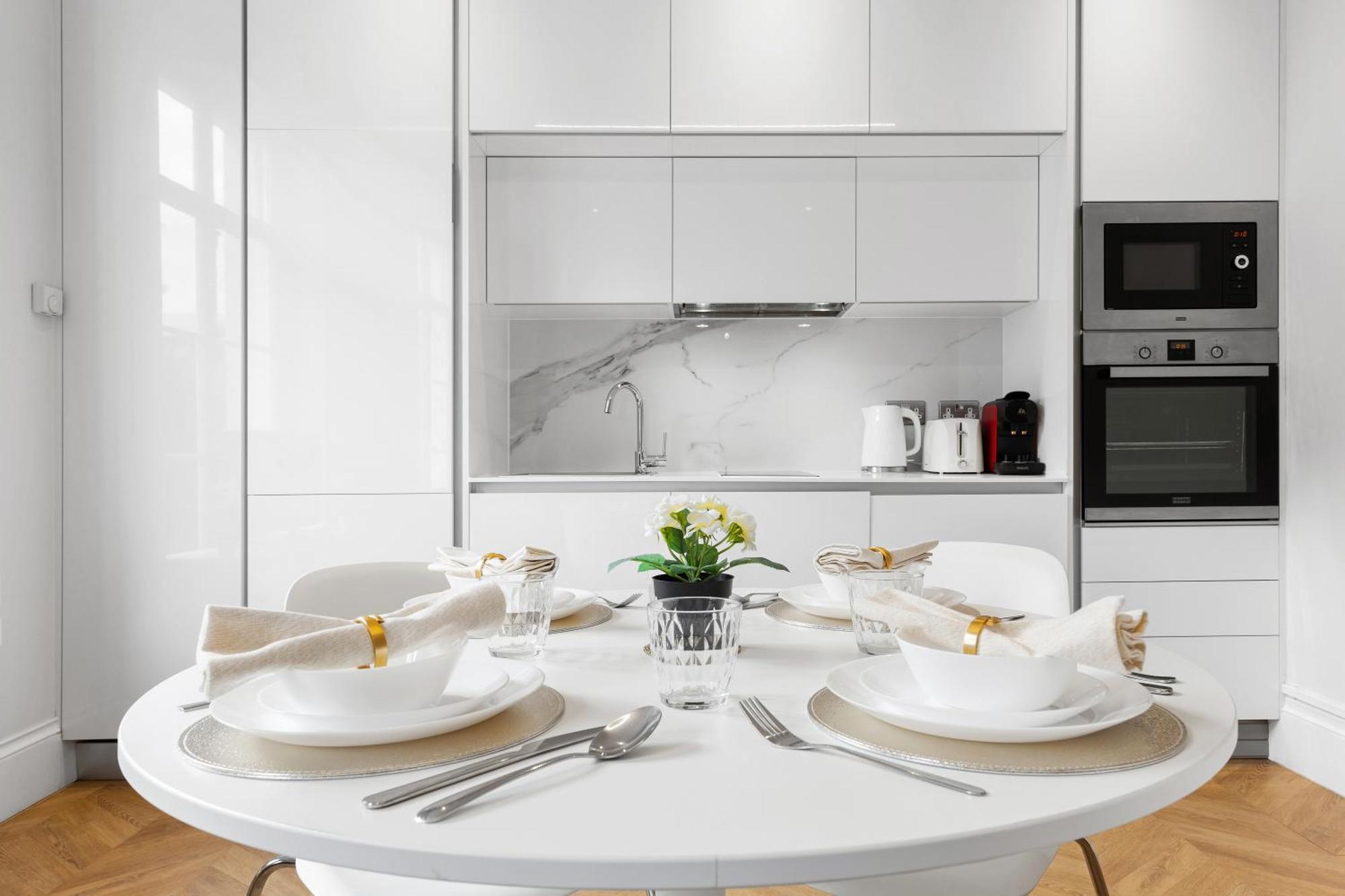 Stunning Hyde Park Apartments Лондон Екстериор снимка